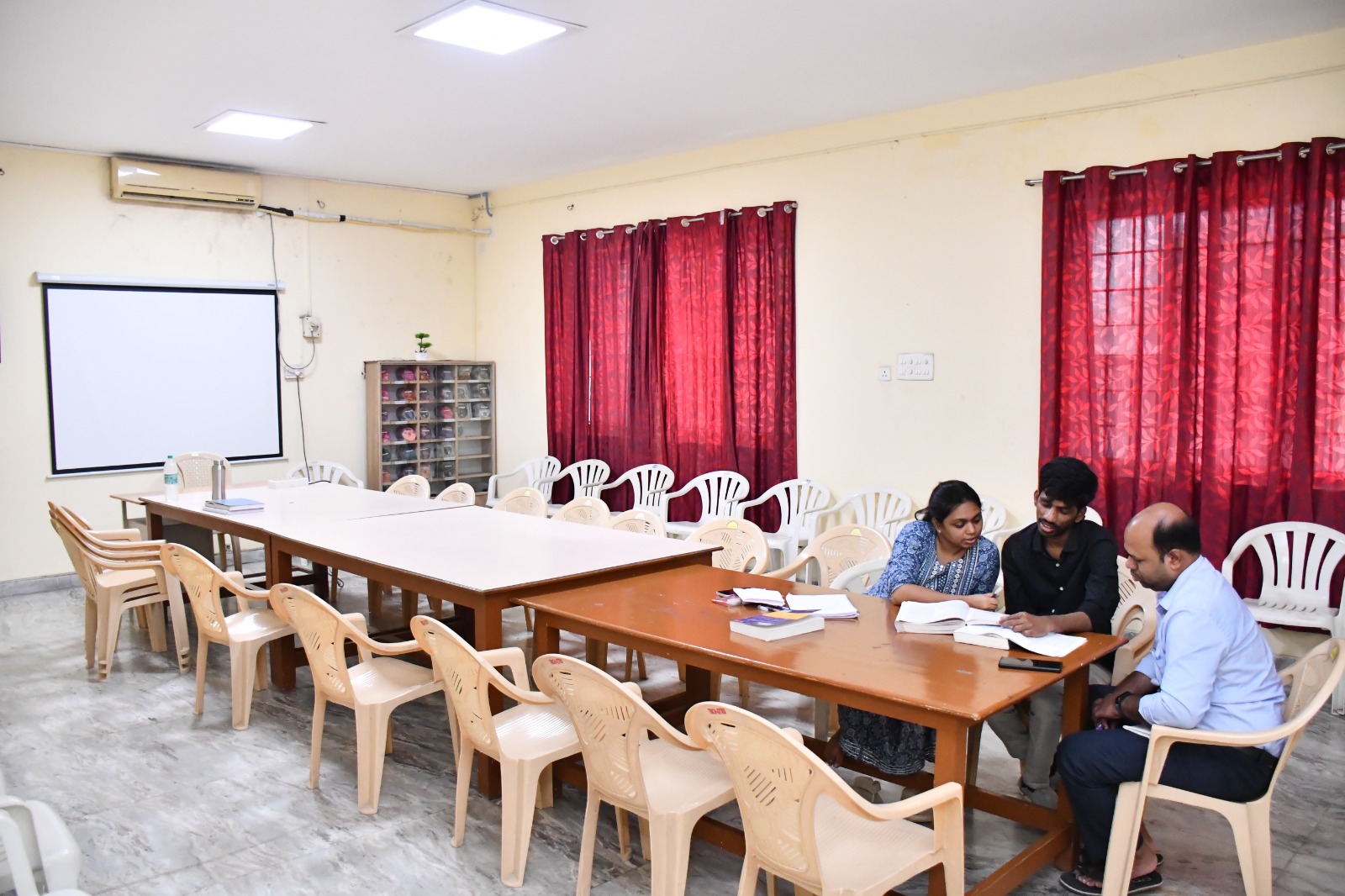 Library photo 4